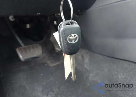 2019 Toyota Corolla Le z USA, uszkodzony, nr VIN 2T1BURHE0KC135165